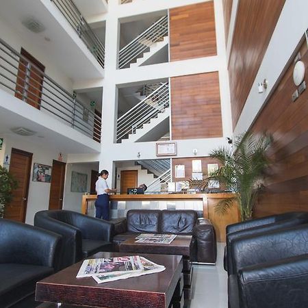 Hotel Boulevard Plaza Pucallpa Extérieur photo