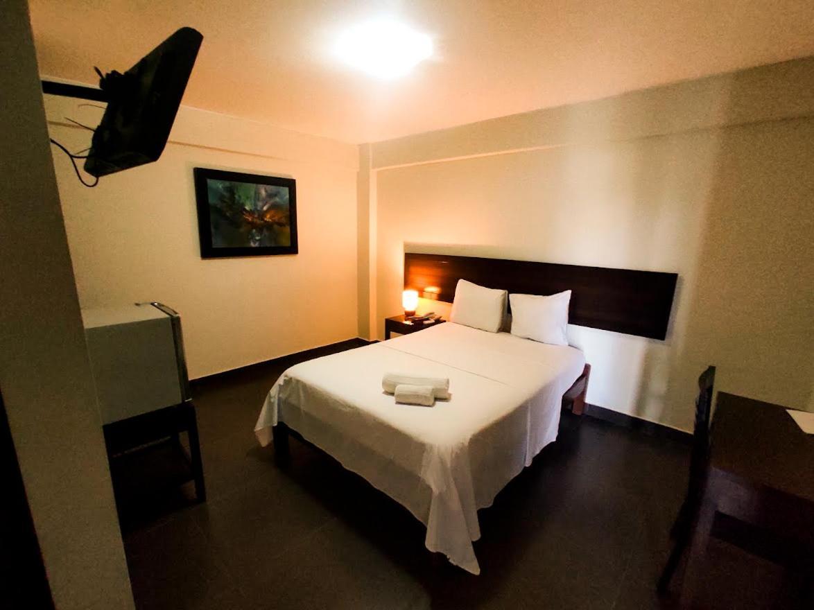 Hotel Boulevard Plaza Pucallpa Extérieur photo