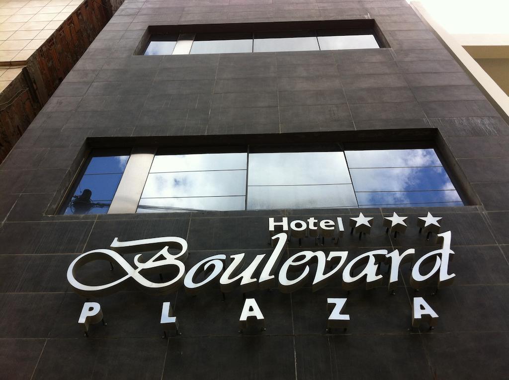 Hotel Boulevard Plaza Pucallpa Extérieur photo